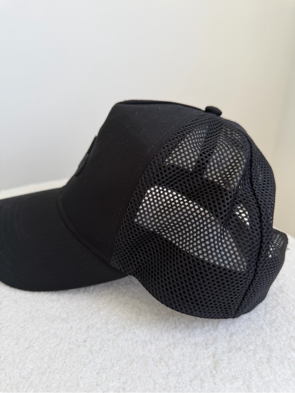 Alo Yoga Black Trucker Hat Mesh Snapback Adjustable Cap - Picture 6 of 6